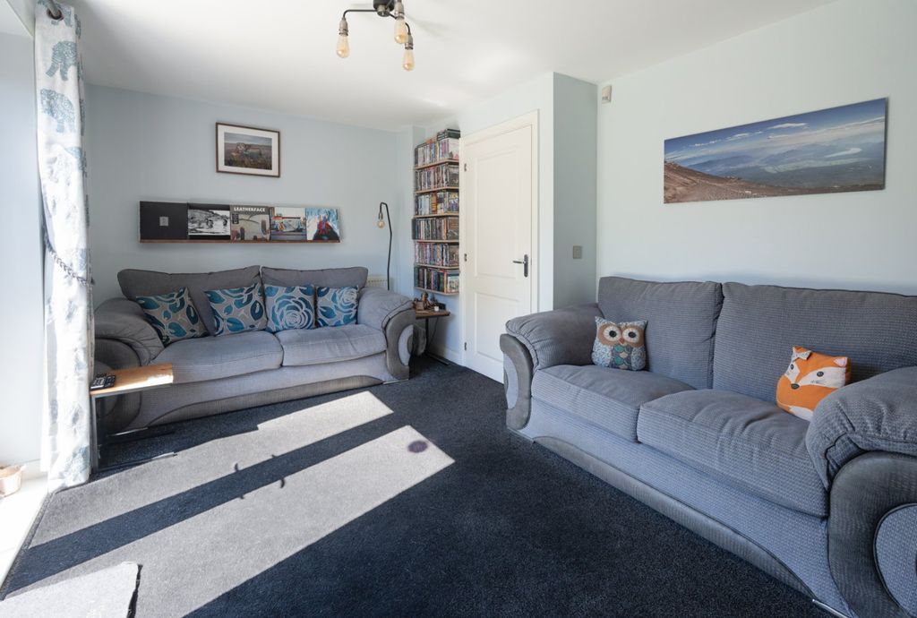 Property photo 3 of 20 Picture No. 14