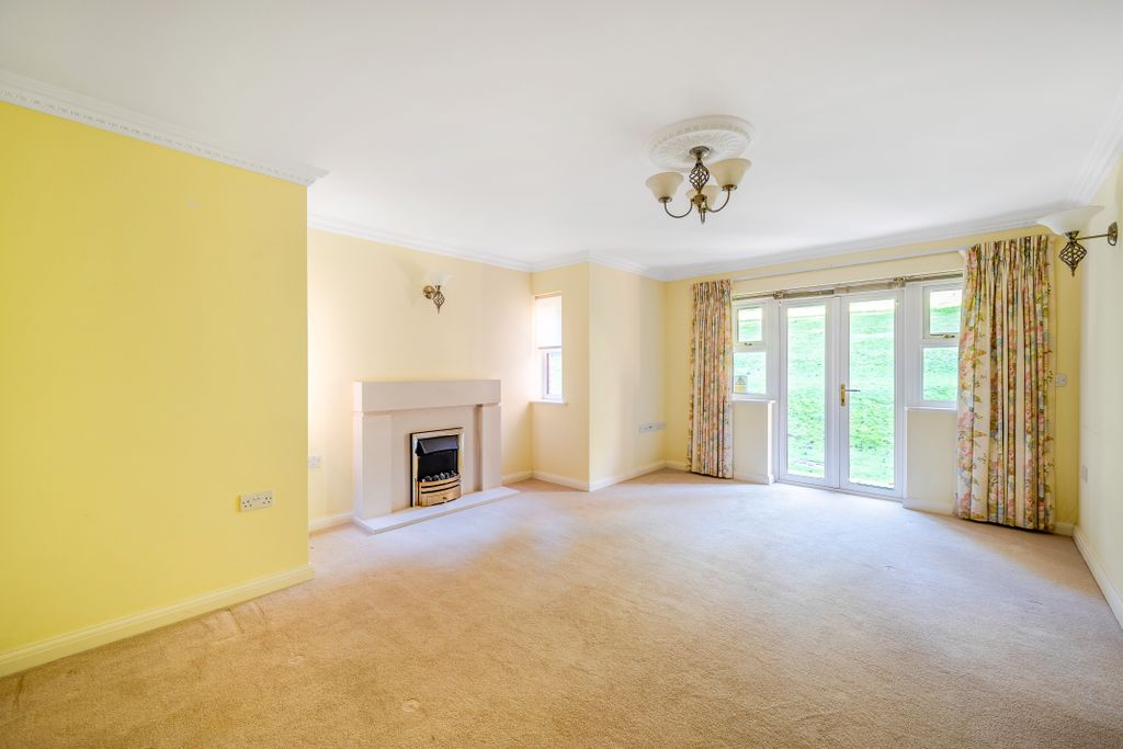 Property photo 3 of 16