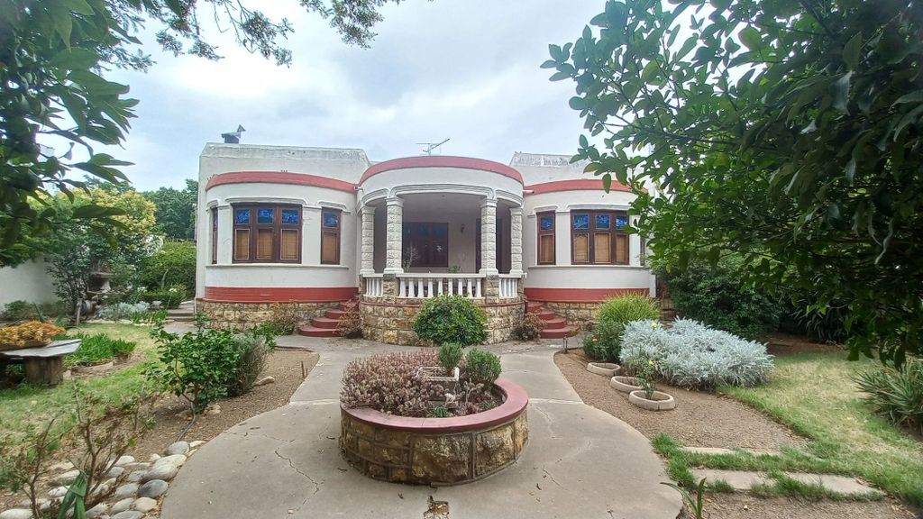 Property photo 2 of 42 1Sr1687949