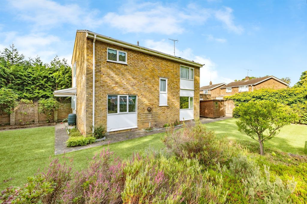 Property photo 1 of 16