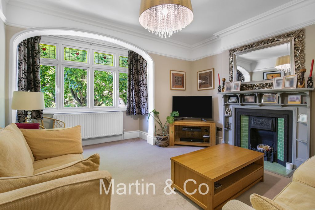 Property photo 1 of 13