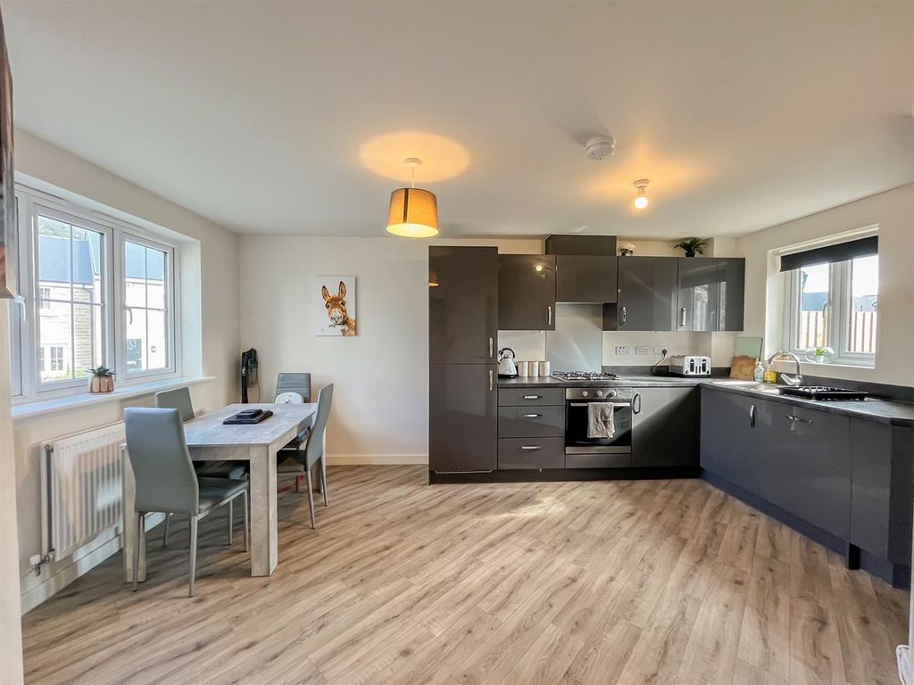 Property photo 2 of 15 Img_4963.Jpg