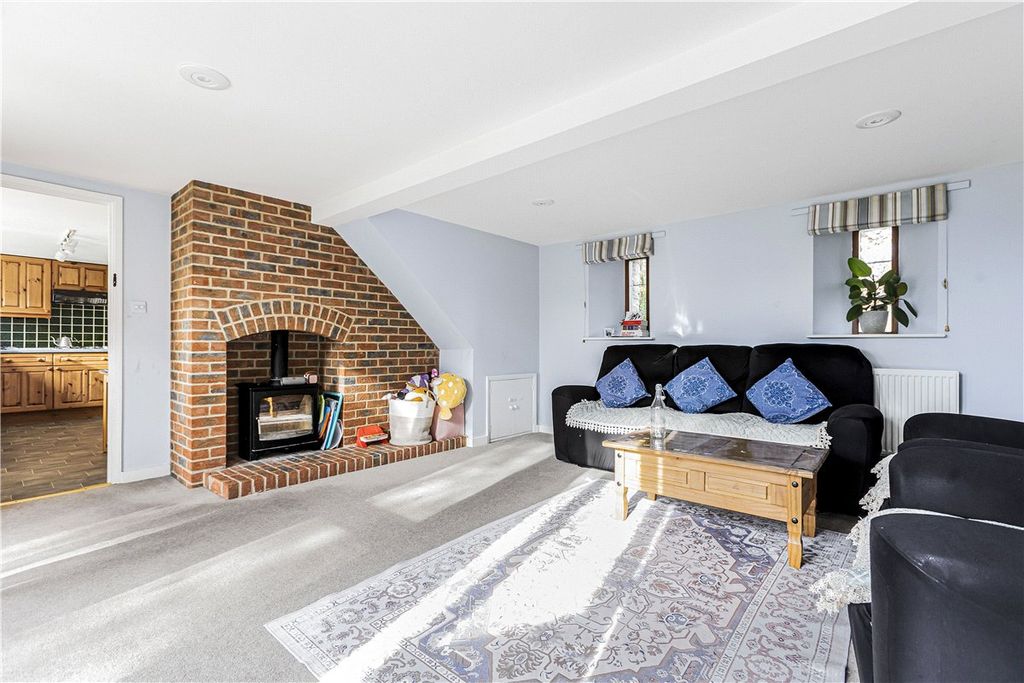 Property photo 3 of 21 Picture No. 03