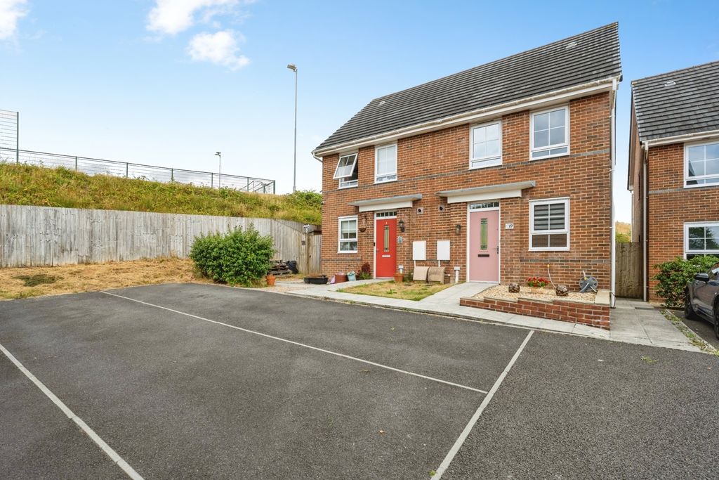 Property photo 1 of 24 Pbox-Img.Jpg