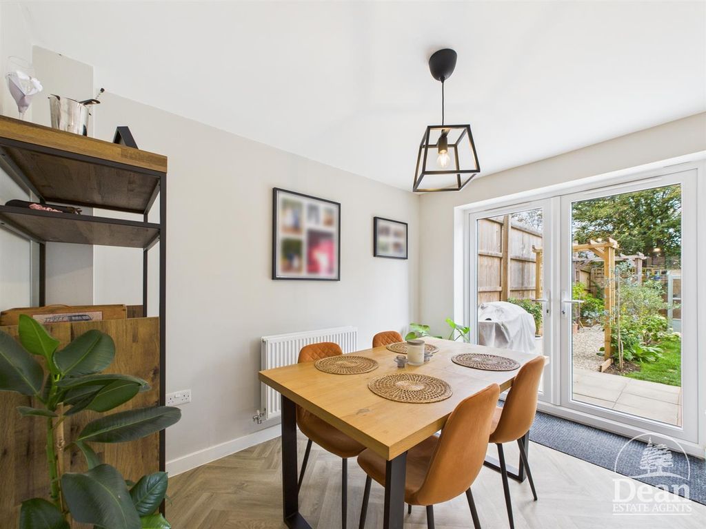 Property photo 2 of 29