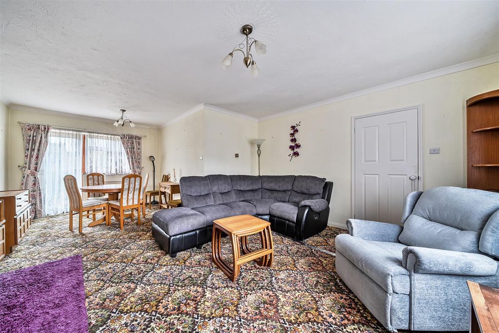 Property photo 3 of 20 1418922-18-699c8224238ce.Jpg