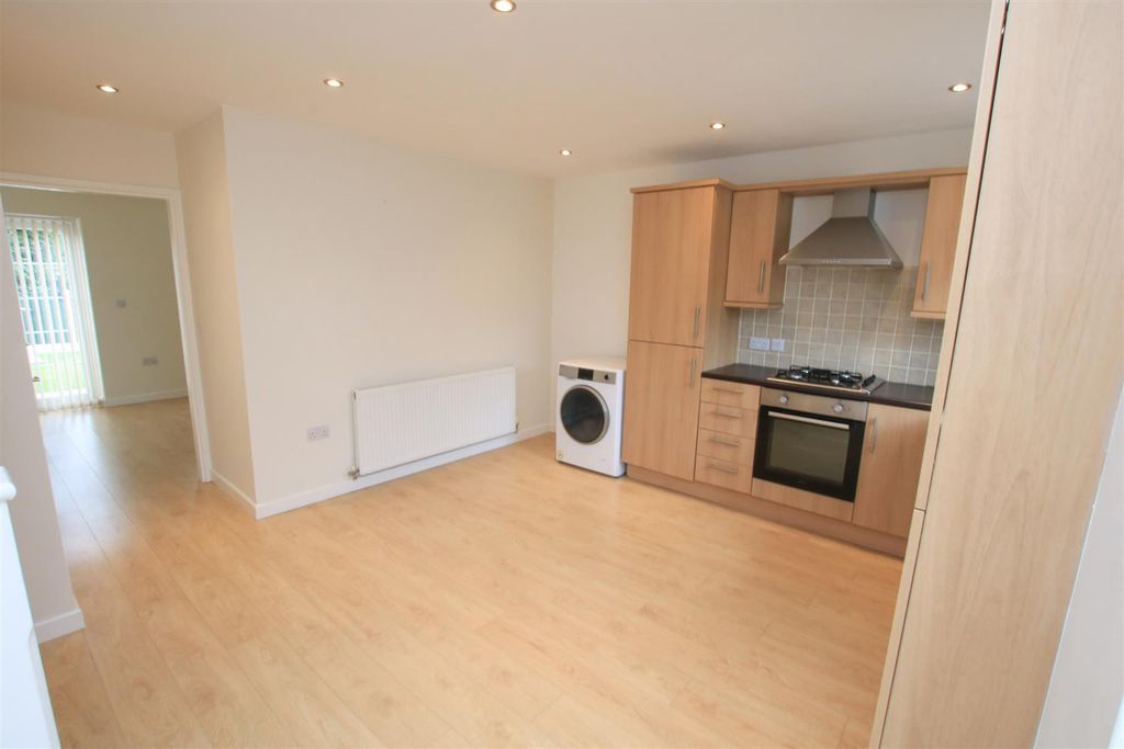 Property photo 2 of 15 Open Plan Dining Kitchen