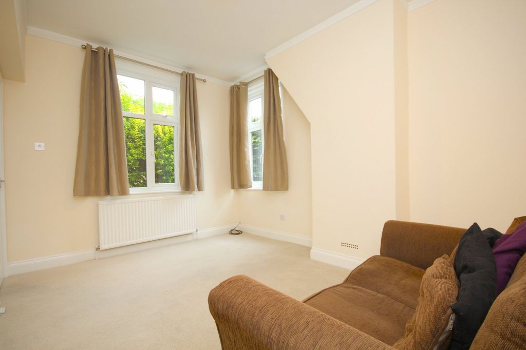 Property photo 3 of 7 Reception Room