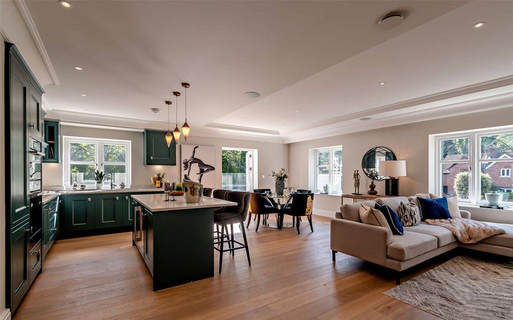 Property photo 1 of 22 Open Plan Living