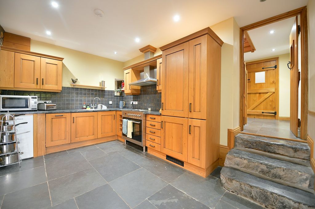 Additional image 21 of 10 bed detached house for saleGwynfe, Llangadog, Carmarthenshire. SA19