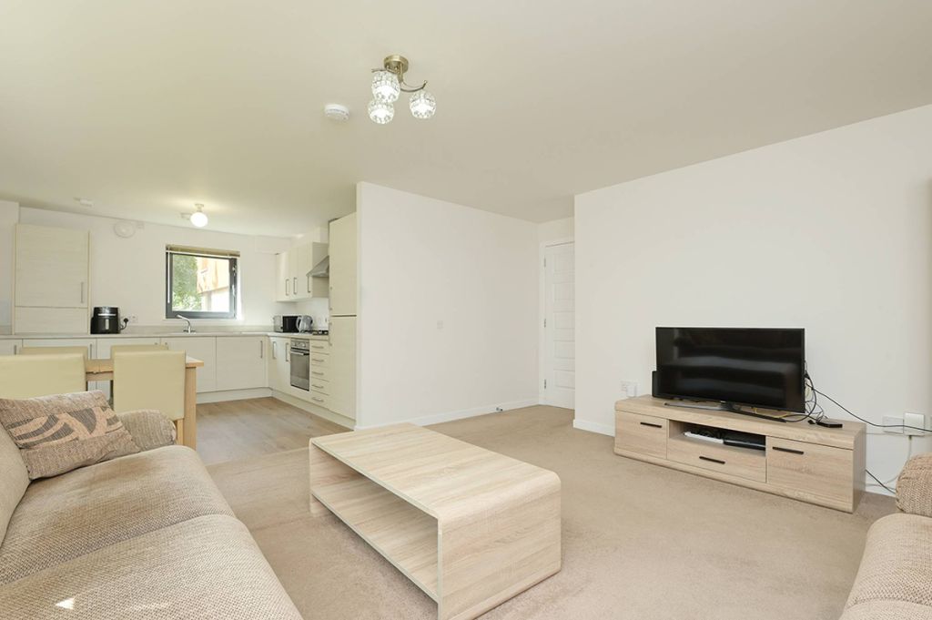 Property photo 2 of 23