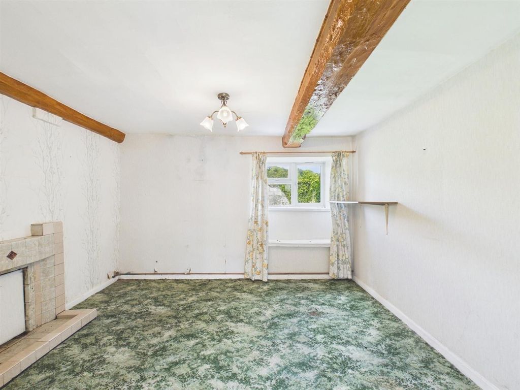 Property photo 2 of 16 2 - Detached House For Auction, Tytherington.Jpg