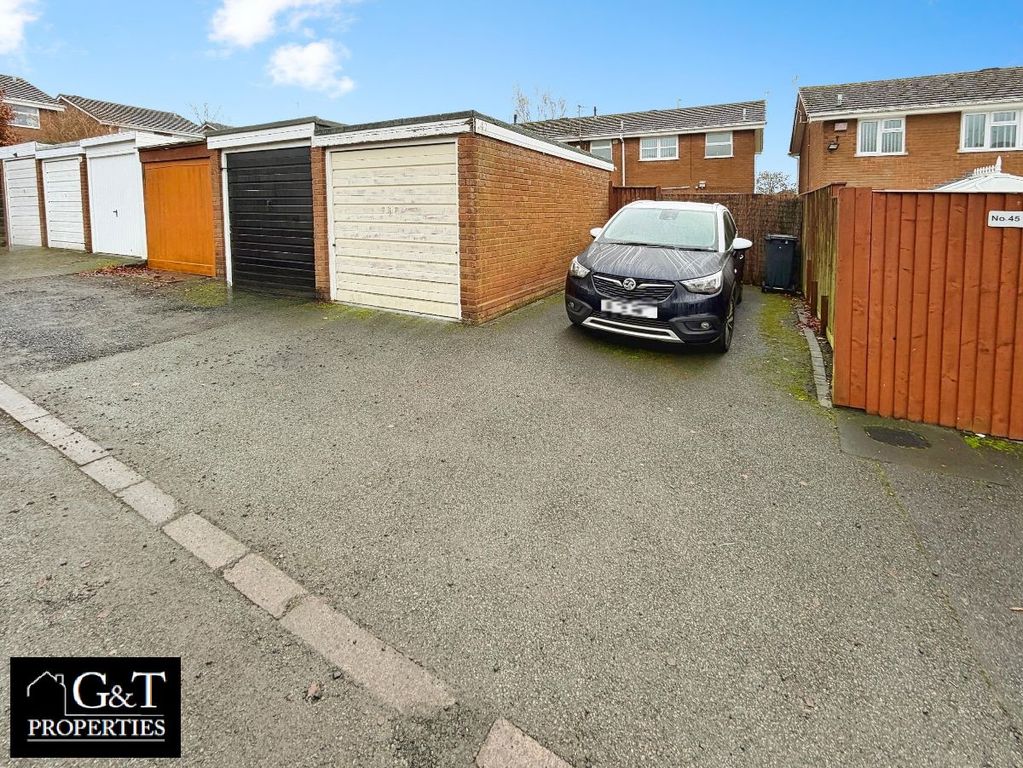 Property photo 2 of 22