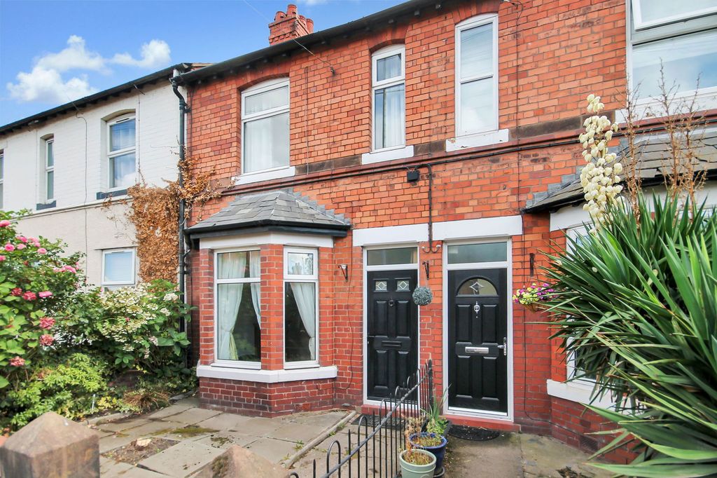 Property photo 1 of 24