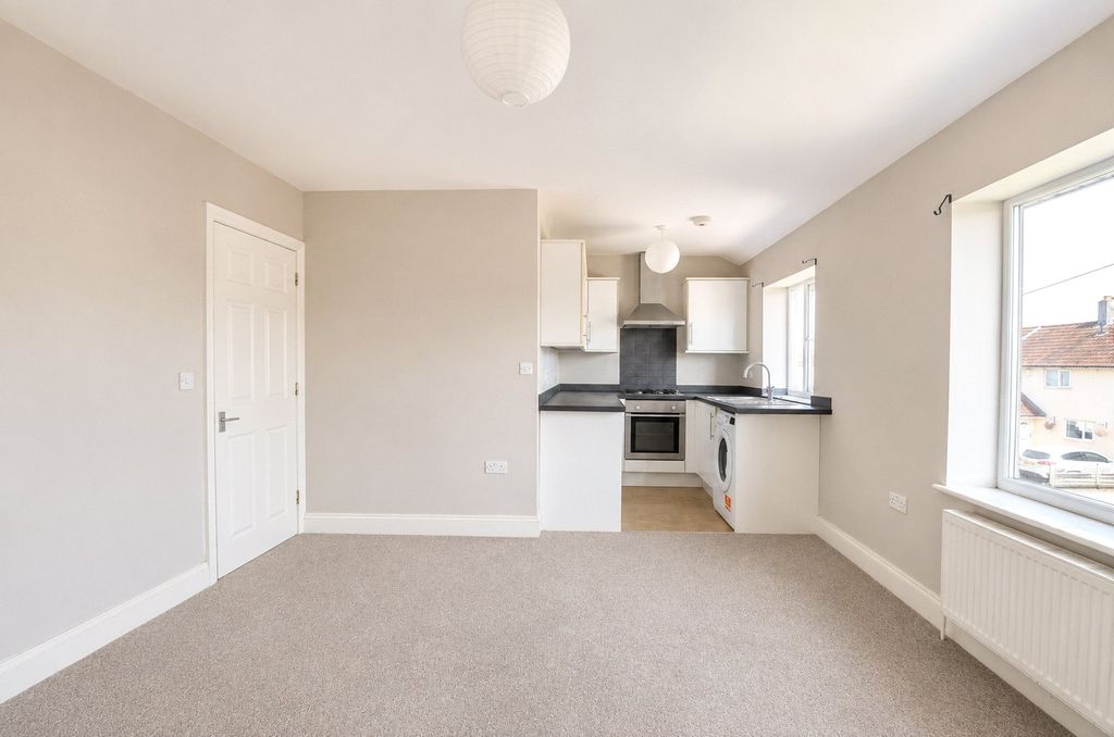 Property photo 1 of 10 Picture No. 01