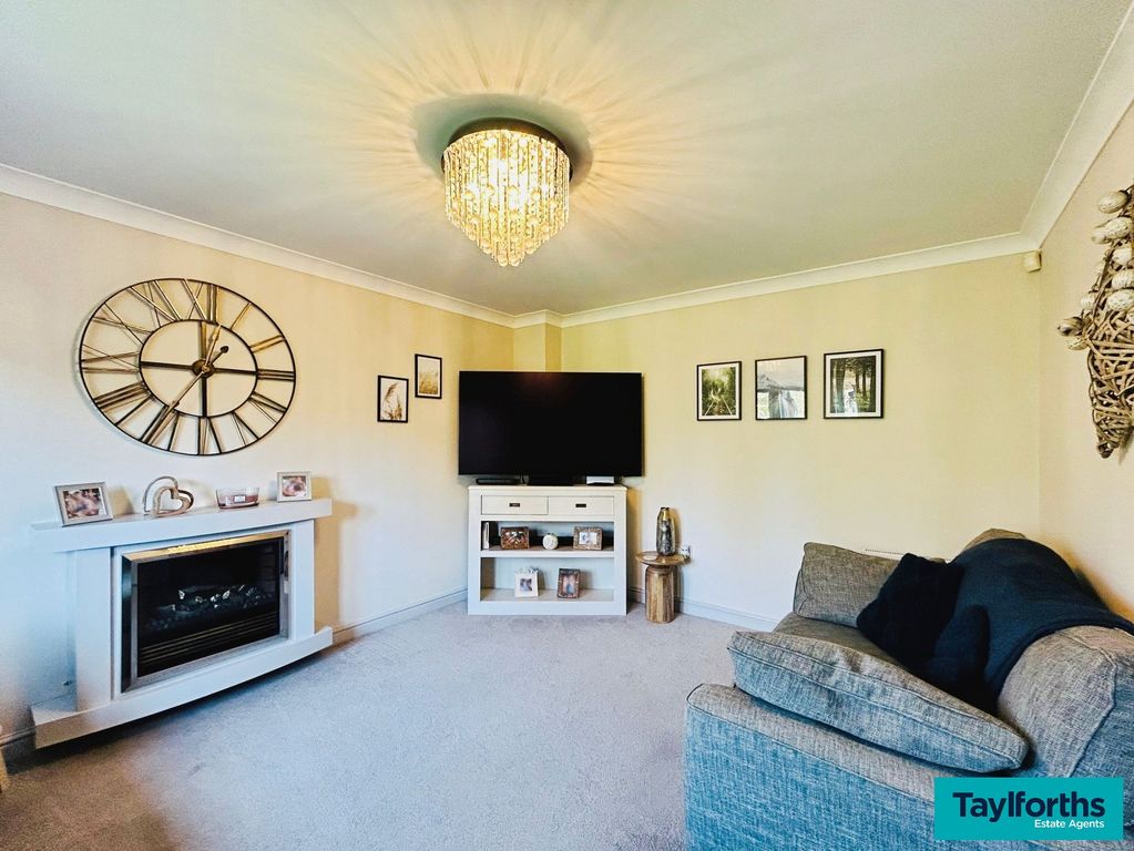 Property photo 3 of 22