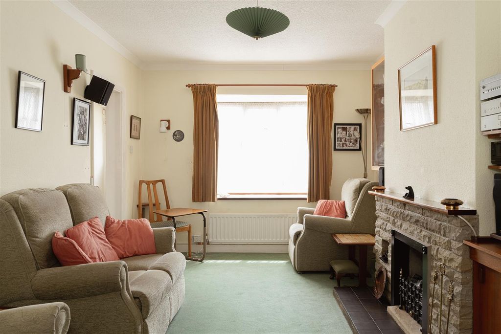 Property photo 2 of 18 7.Jpg