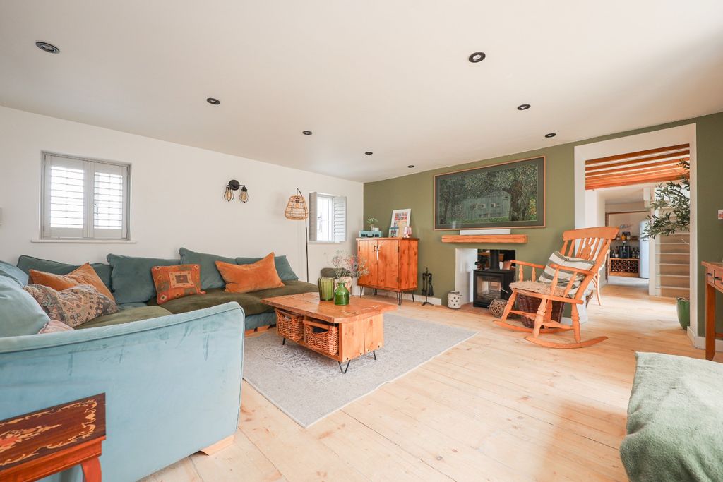 Property photo 3 of 35 5337882
