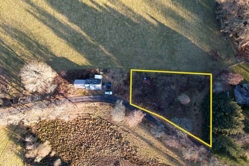 Property photo 1 of 14 Photo 8
