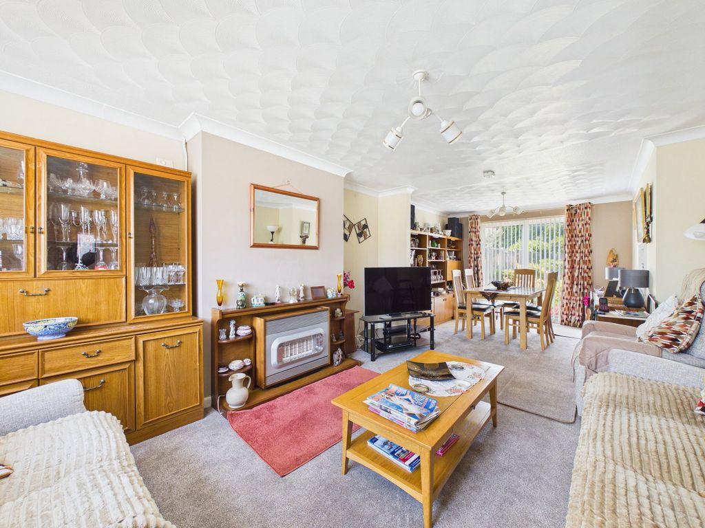 Property photo 3 of 15