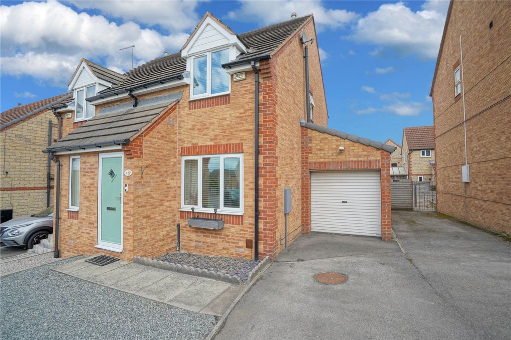 Property photo 1 of 18 Picture No. 16