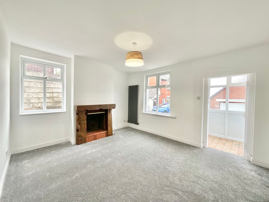 Property photo 3 of 31