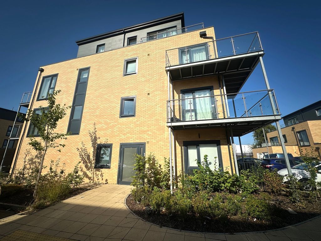 Property photo 1 of 7 Exterior