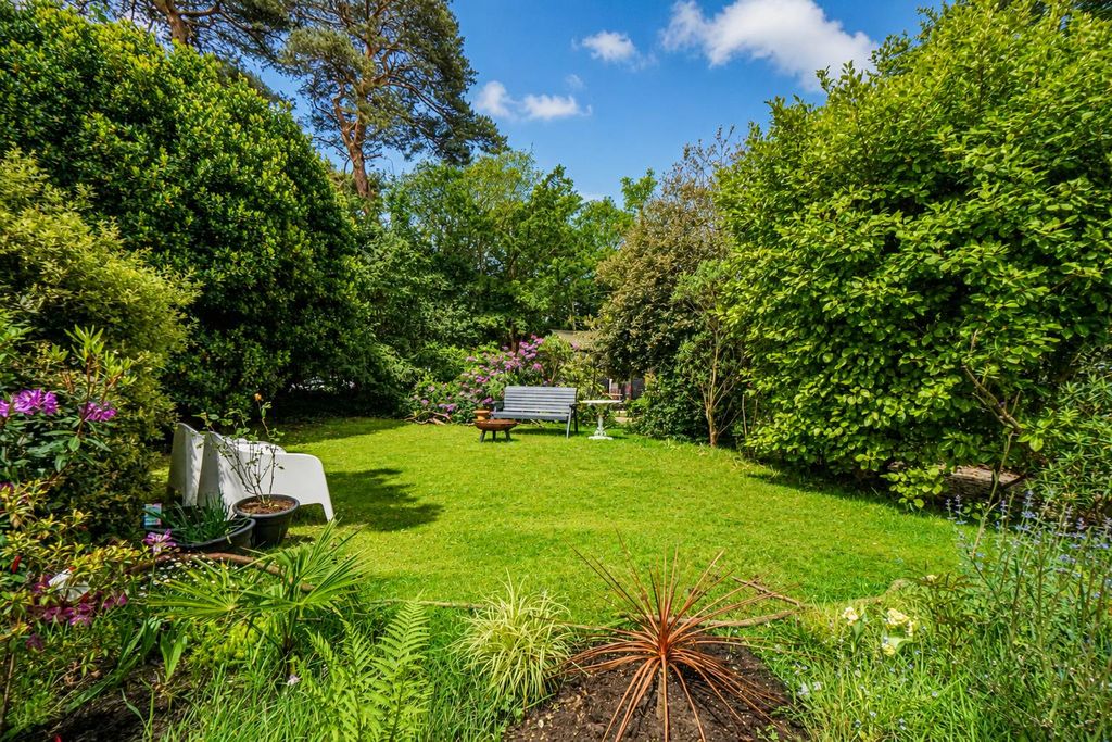Property photo 2 of 20 18A5312E-763E-469c-8B44-300c1Adeea2c.Png