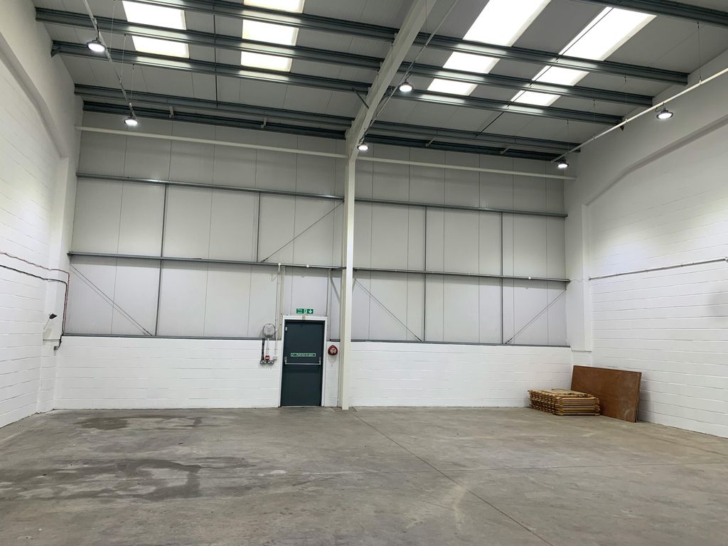 Property photo 3 of 6 Unit 10 - Warehouse Interior