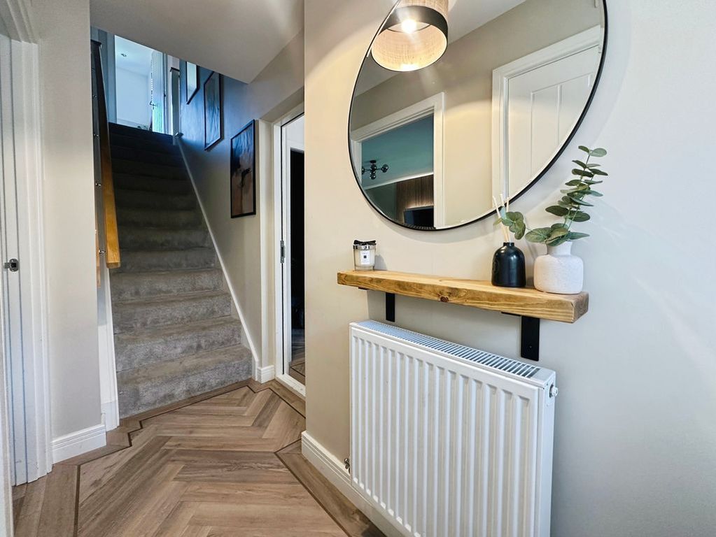 Property photo 2 of 26 Hallway