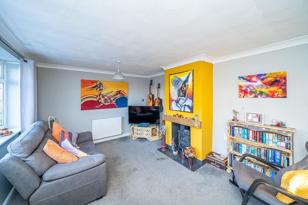 Property photo 2 of 22 Webbs-32.Jpg