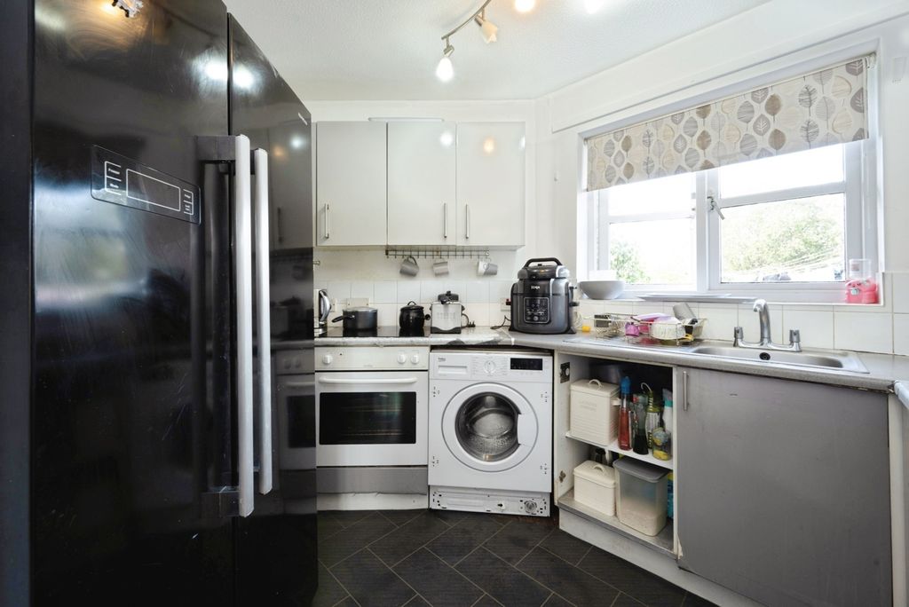 Property photo 3 of 16 Pbox-Img.Jpg