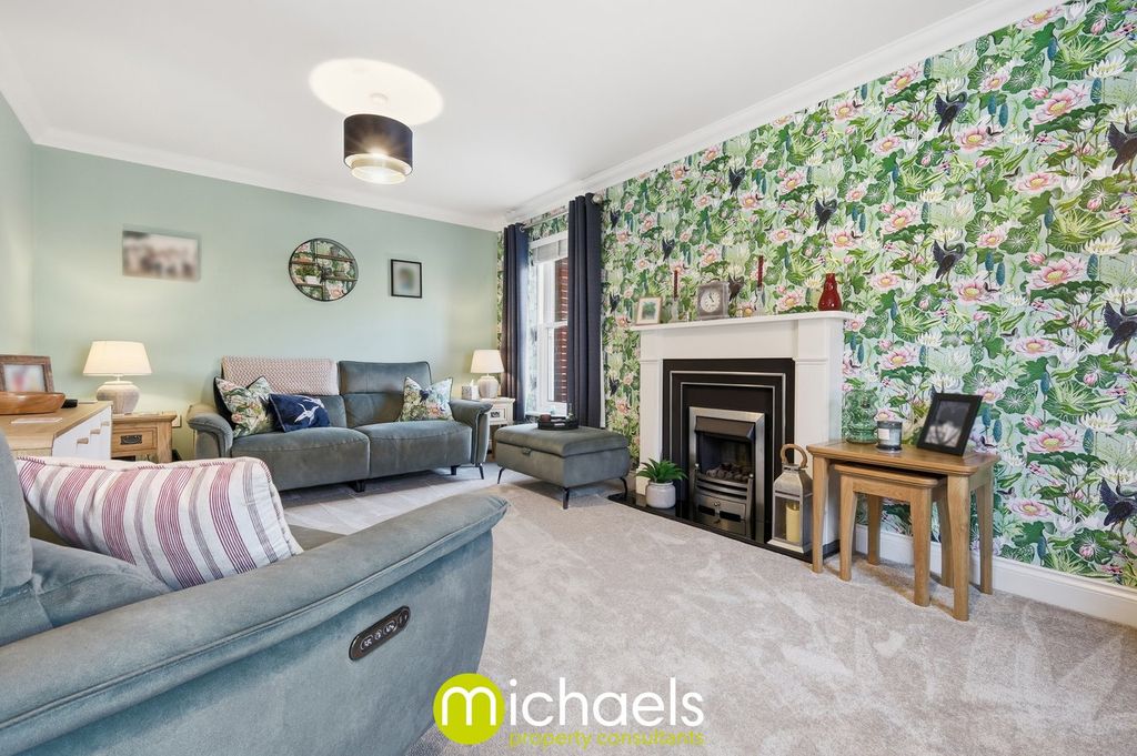 Property photo 2 of 26