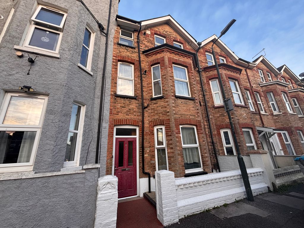 Property photo 1 of 2 View