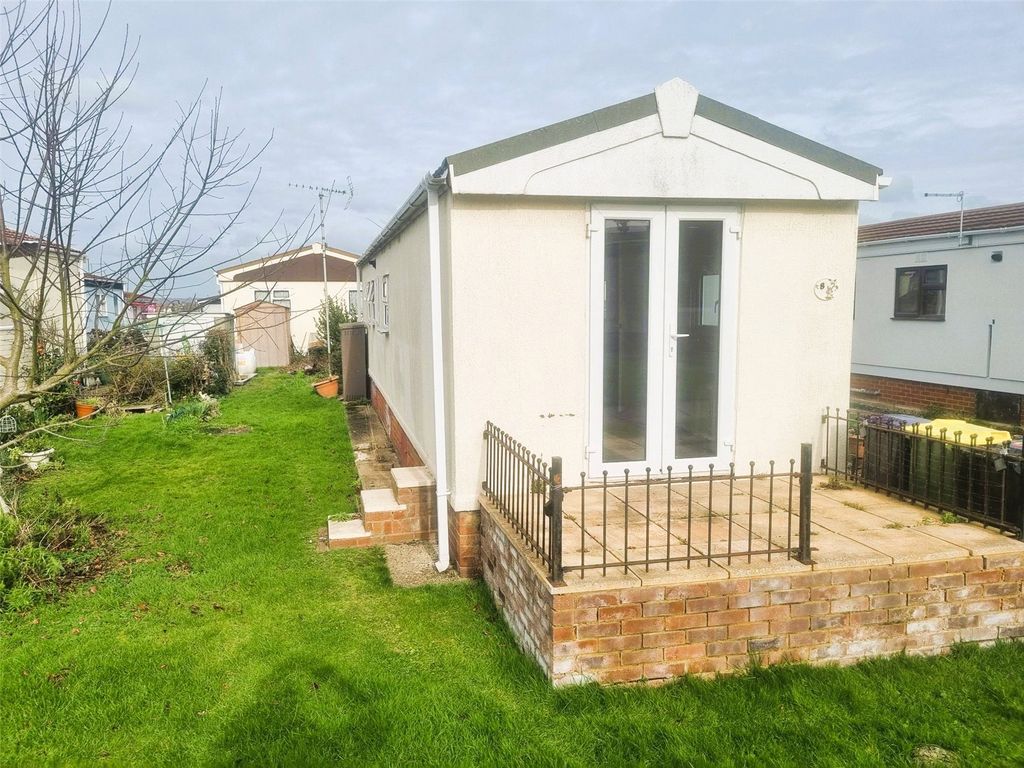 Property photo 1 of 13 Picture No. 21