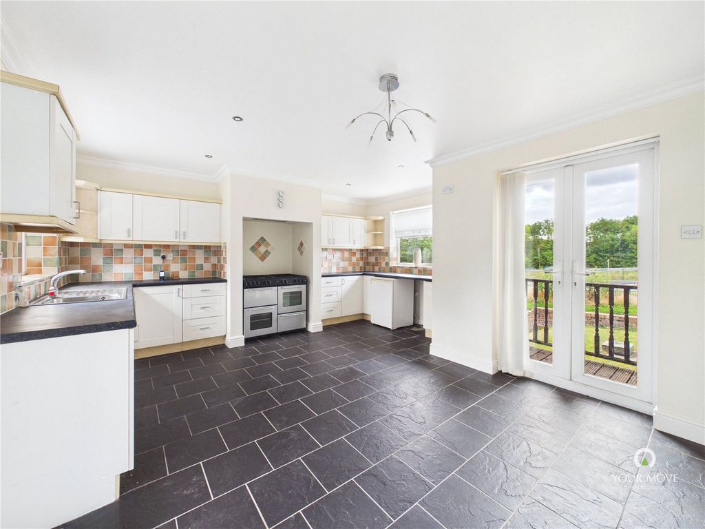 Property photo 2 of 16 Picture No. 07