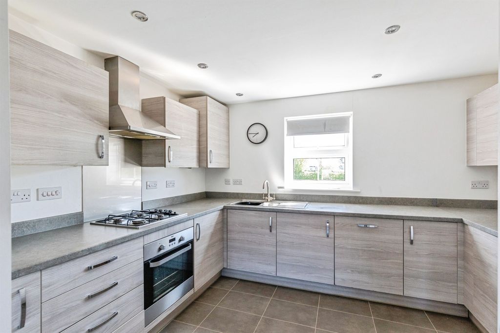 Additional image 4 of 2 bed flat for saleNina Carroll Way, Kettering NN15