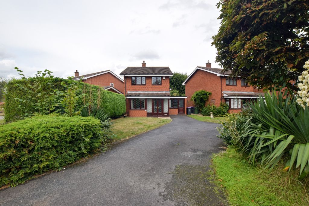 Property photo 1 of 17