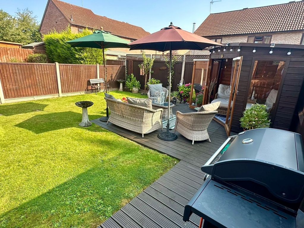 Property photo 2 of 18