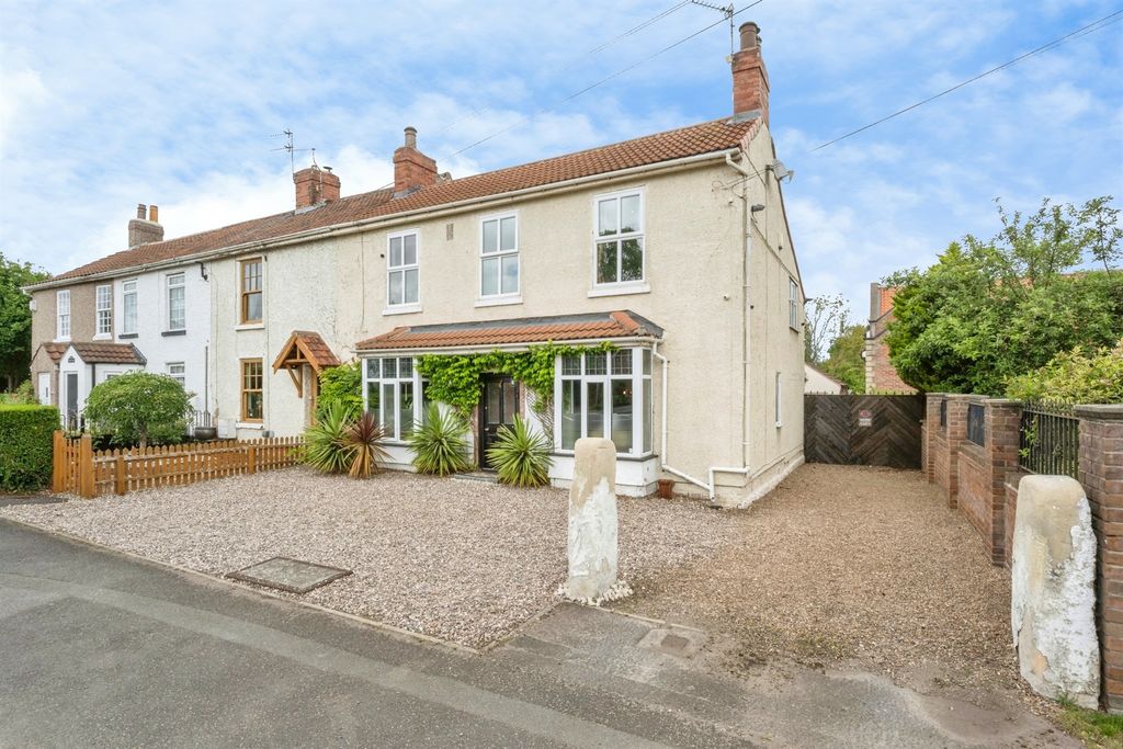 Property photo 1 of 24