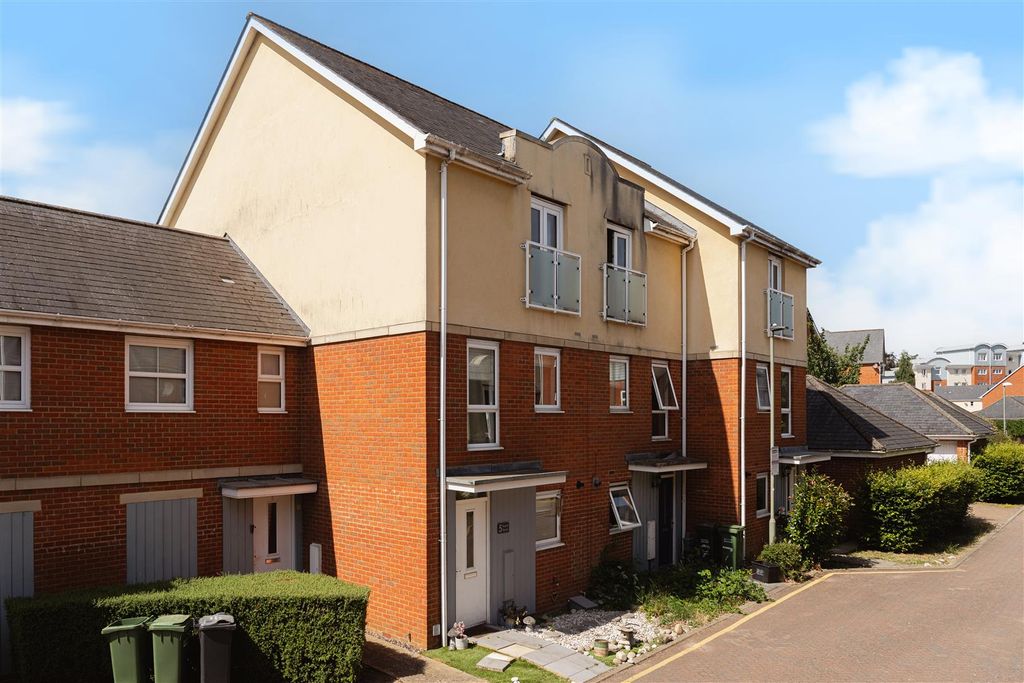 Property photo 1 of 12 1.Jpg
