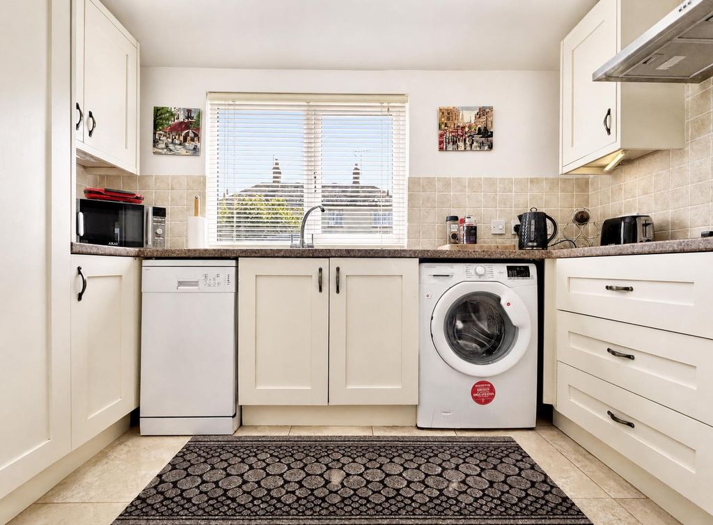 Property photo 2 of 21 1Be06B55-0F93-4866-88Bd-859636230A13.Png