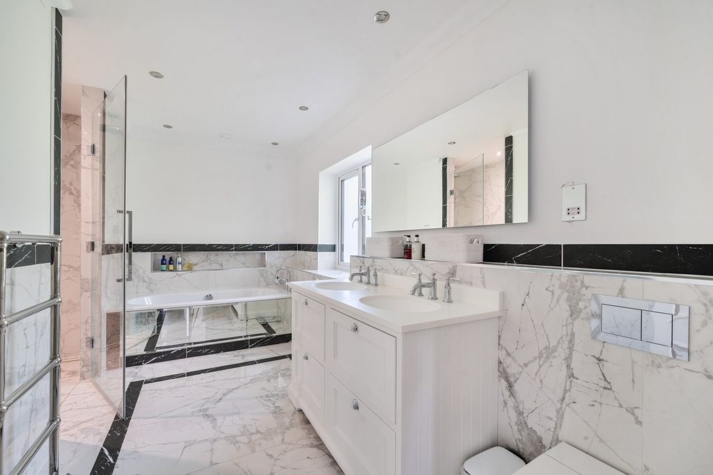 Additional image 16 of 5 bed detached house for saleLittle Forest Road, Talbot Woods, Bournemouth BH4