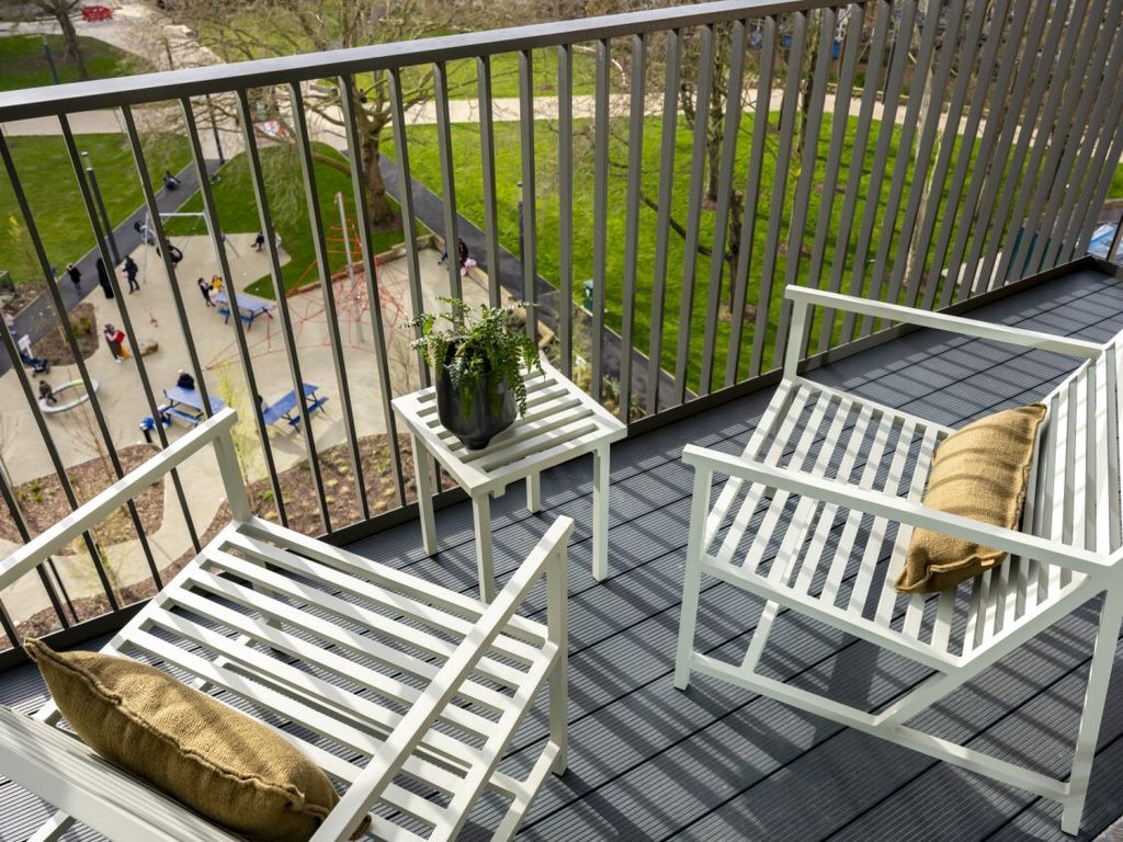 Property photo 2 of 9