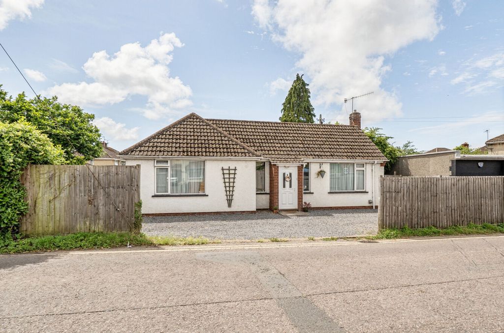 Property photo 1 of 11 Front
