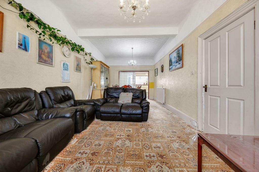 Property photo 3 of 36 Photo 35