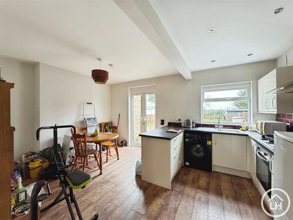 Property photo 3 of 10 Kitchen/Diner