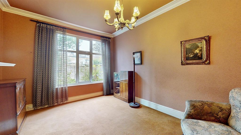 Property photo 3 of 21 P4.Jpg