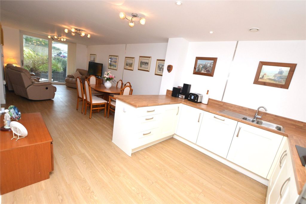 Additional image 20 of 2 bed flat for saleSea Road, Carlyon Bay, St. Austell, Cornwall PL25