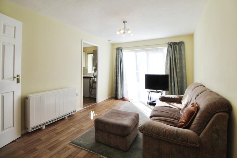 Property photo 2 of 7